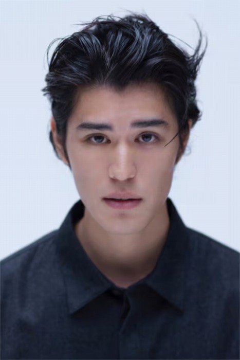 寛一郎 経歴